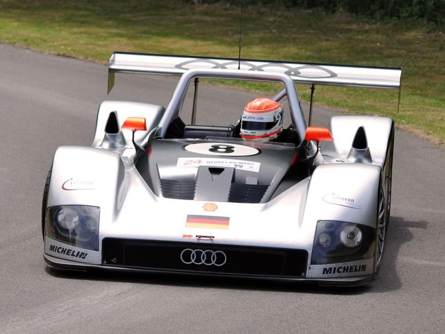  Audi R8R 1999 года  (фото 14 из 19)